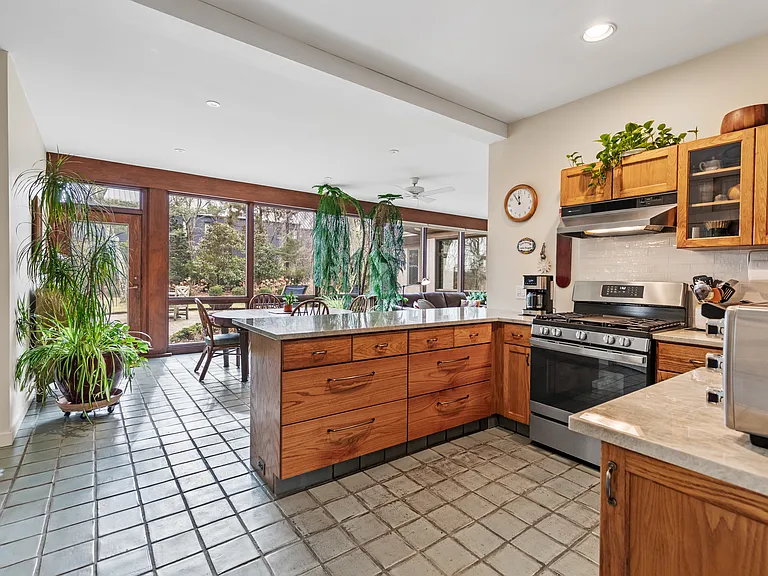 465 Blank Ln — Photo 8