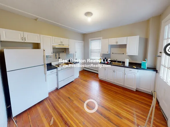 63 Dana St, Cambridge, MA