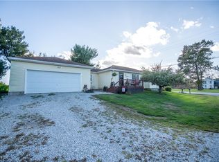 4044 Seeman Rd SW, Navarre, OH 44662