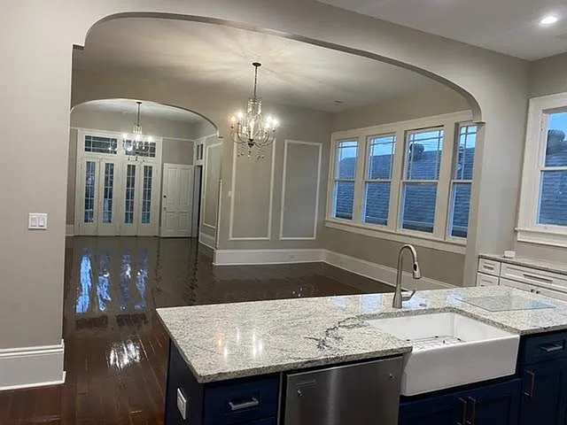 3 bed, 3000 sqft, $3,500 — Photo 2