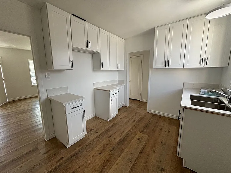 7427 Foothill Blvd — Photo 6