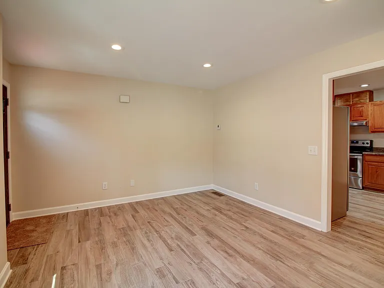 7111 Wills Rd #B — Photo 12