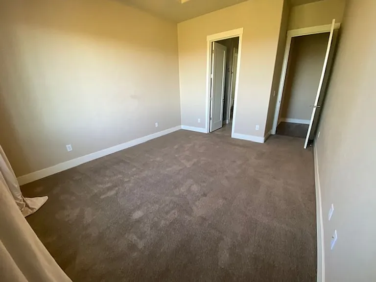 2375 Majestic Rdg — Photo 8