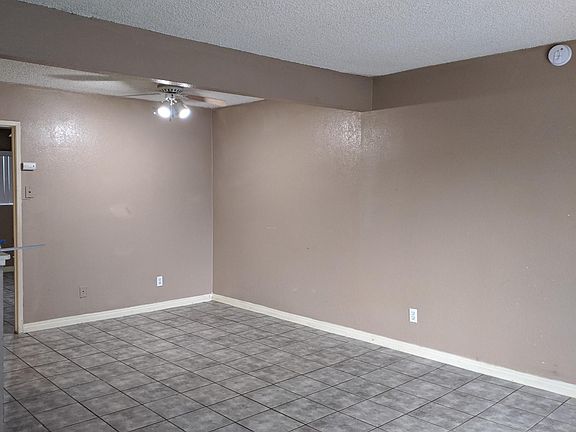 5th image of 1401 College View Dr APT 14