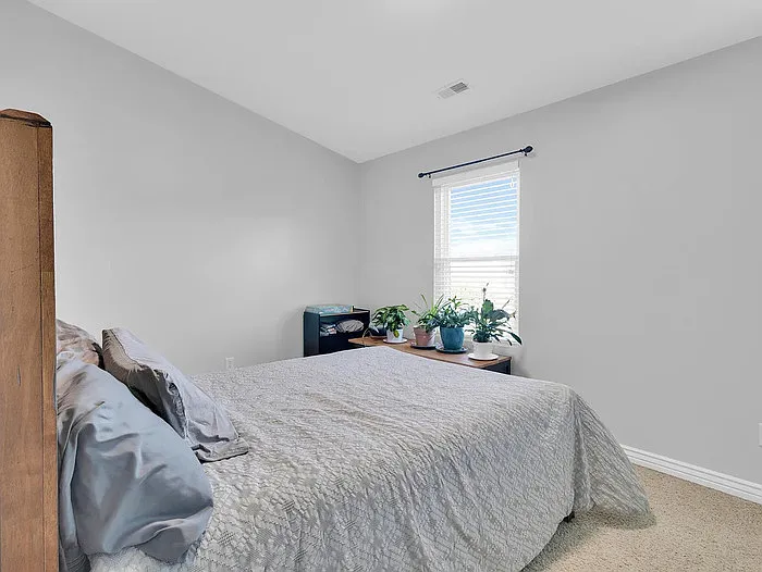 374 E Braidhill Dr — Photo 9