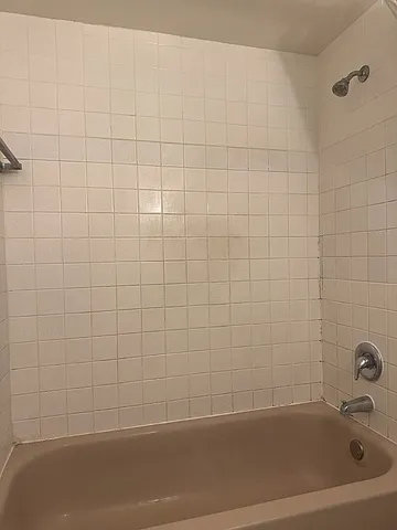418 Beloit St #5 — Photo 6