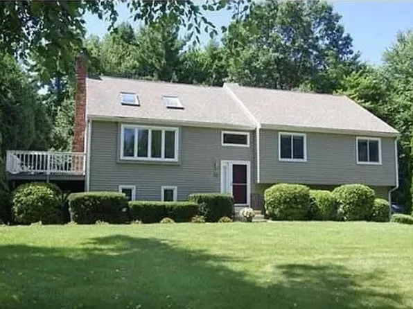 33 Wachusett Dr, Sutton, MA 01590