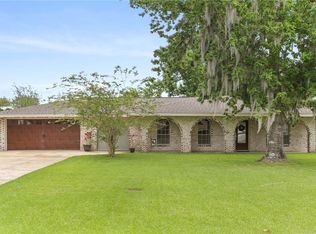 415 Oak Ln, Luling, LA 70070