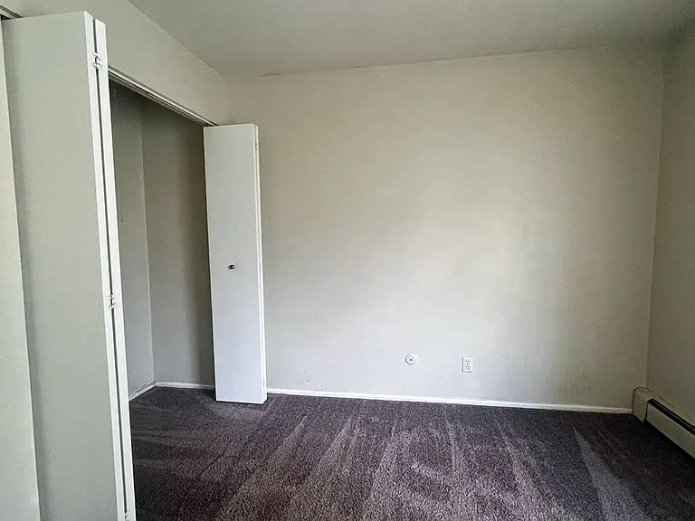 2400 Light Rd — Photo 1