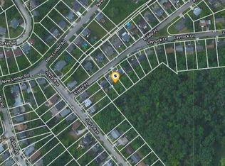 318 Riddle Pl, Newport, KY 41071