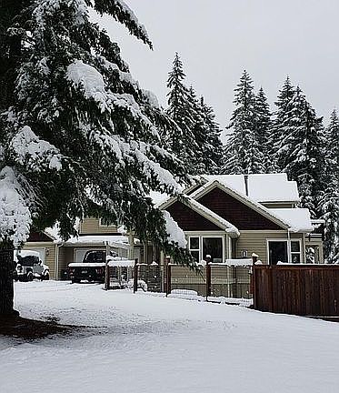3rd image of 21626 Glaze Rd