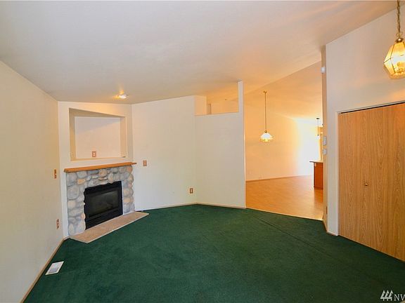 2nd image of 7705 193rd Street Ct E