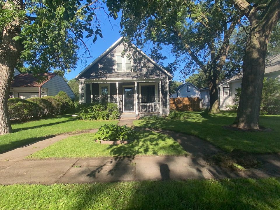1st image of 1324 N Keene Ave