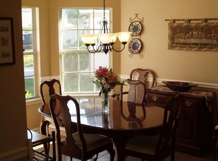 2664 Secret Harbor Dr, Orange Park, FL 32065