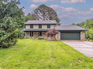3013 S Stratford Dr, Bloomington, IN 47401