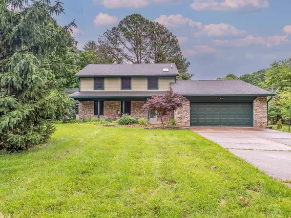 3013 S Stratford Dr, Bloomington, IN 47401