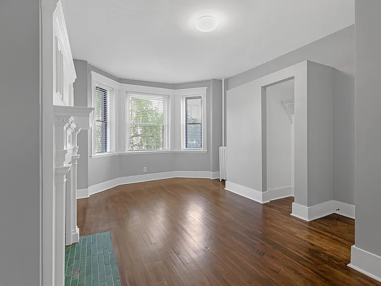 28 Glenville Ave #2 — Photo 18