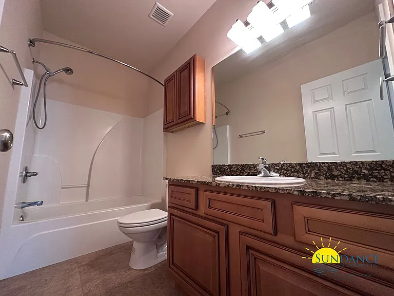 1494 Bentley Cir — Photo 20