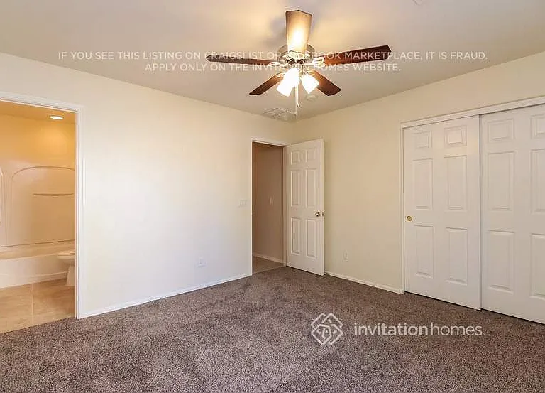 2282 E Meadow Chase Dr — Photo 13