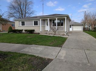 233 Theodore Dr, Monroe, MI 48162