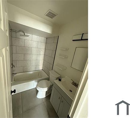 5th image of 12903 1st St #3