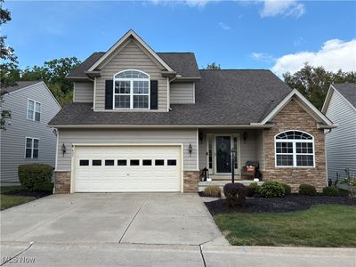 807 Willow Creek Dr, Akron, OH, 44333