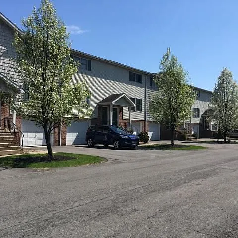 Building Photo - 710 Priestley Ave #Townhouse 710