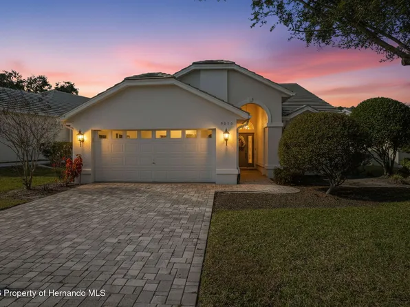 9050 Penelope Dr, Weeki Wachee, FL 34613