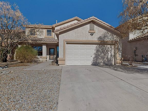 2nd image of 5925 Las Cadenas Rd NW