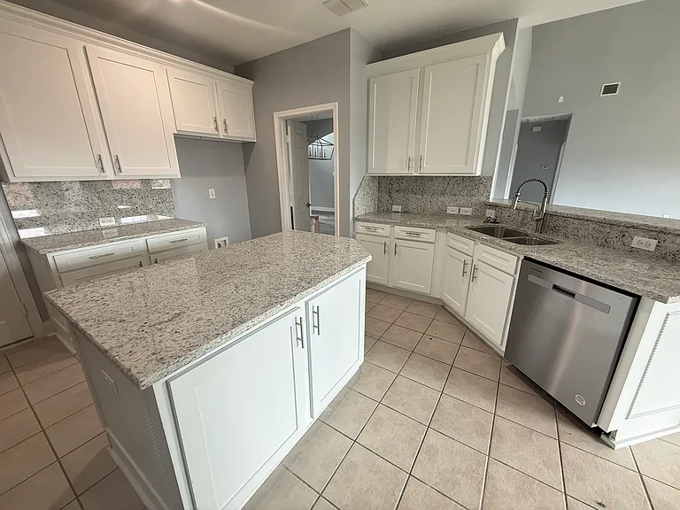 11021 Firefly Ln — Photo 9