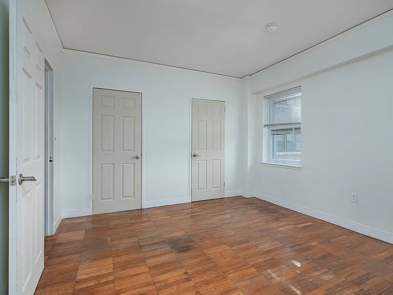232 Farmington Ave #E9 — Photo 6