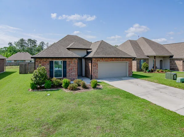 23070 Arcwood Dr, Denham Springs, LA 70726