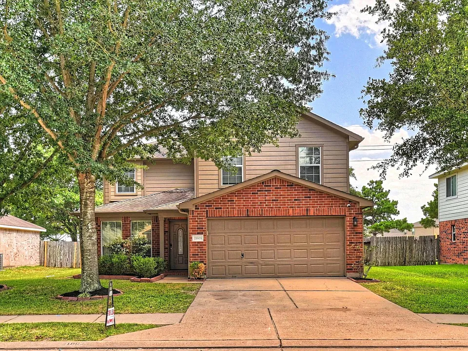 21803 Manor Court Dr