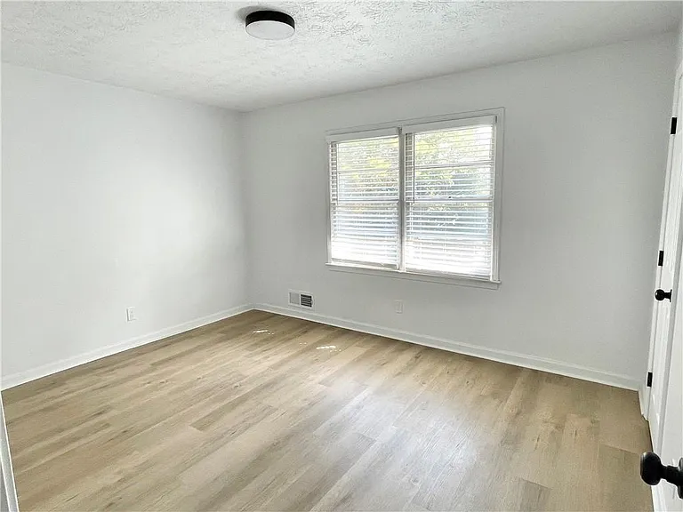 359 Mimosa Dr — Photo 7