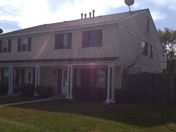 2nd image of 152 Briarwood Ct