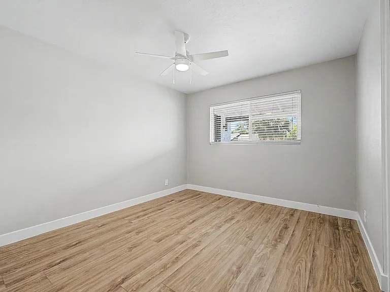 8730 E Rancho Vista Dr — Photo 19