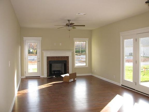 4th image of 198 Turnberry Cir #198