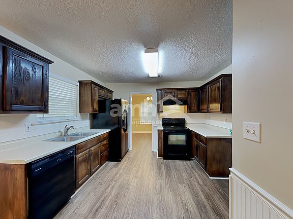 4th image of 1515 Morning Glory Way