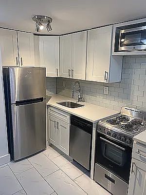3rd image of 85 E 10th St APT 5G