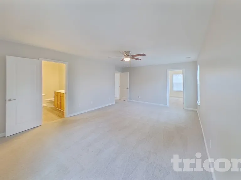 246 Bridgeport Rd — Photo 8
