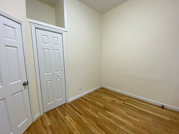 4th image of 178 E 7th St APT 1A