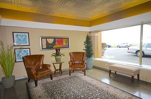 2nd image of 300 Lynn Shore Dr APT 909