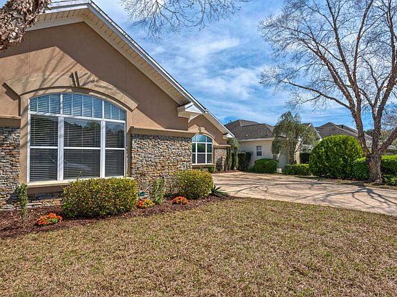 3rd image of 391 Camden Pass Ln