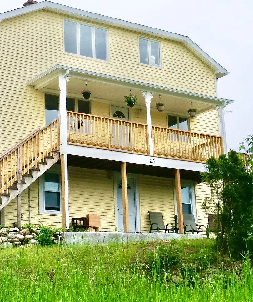 25 Foster Street — Photo 1
