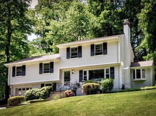 63 Washburn Ave, Wellesley, MA 02481