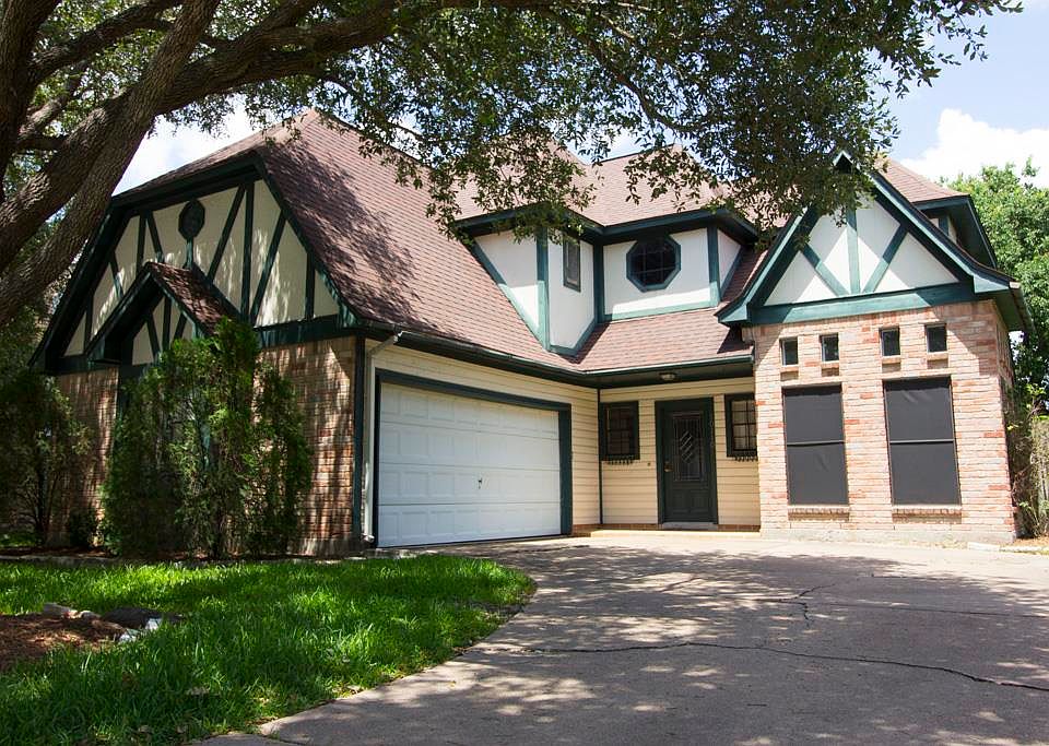 1st image of 10110 Jockey Club Dr