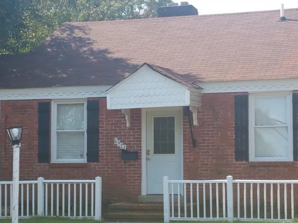 6921 Warwick Blvd, Newport News, VA 23607