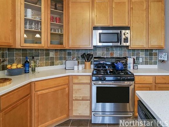 4th image of 2565 Franklin Ave APT 307