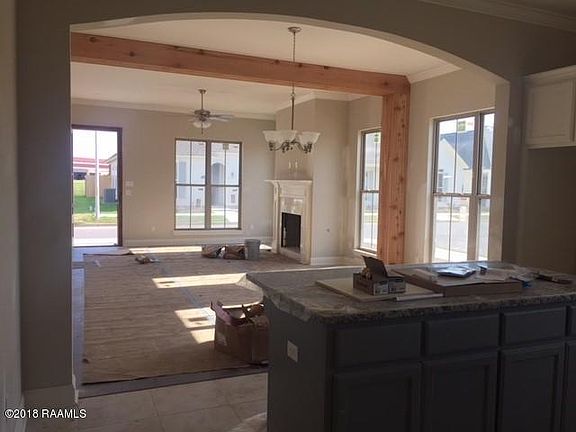 4th image of 301 Harvey Cay Ln