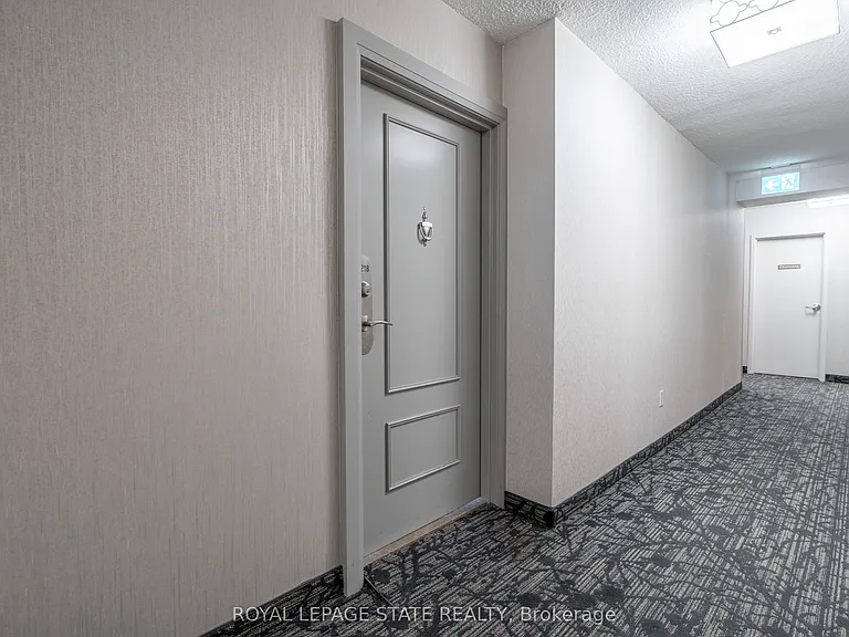 500 Green Rd #1218 — Photo 7